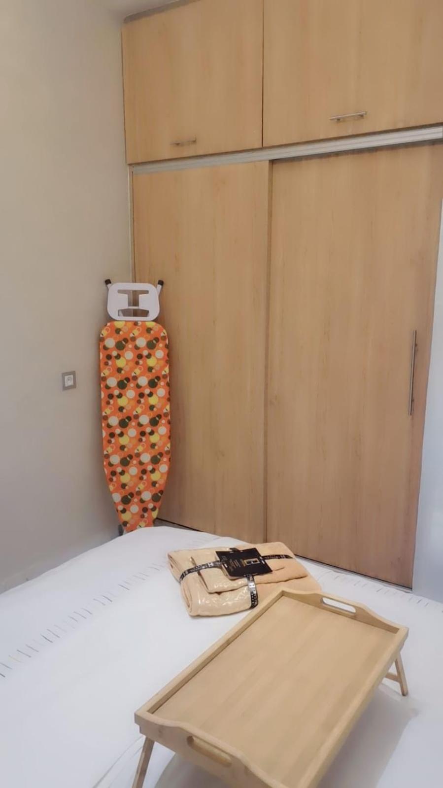 Elegant And Modern 10 Min From Center Of Apartamento