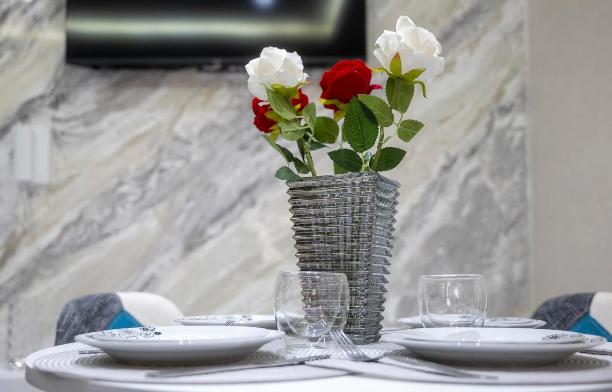 Apartamento Elegant And Modern 10 Min From Center Of *